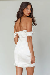 Night To Remember Off-Shoulder Dress Champagne