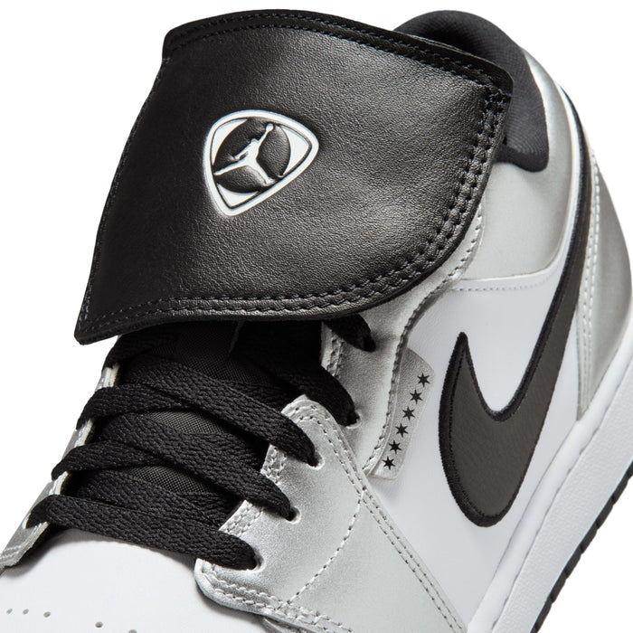 Air Jordan 1 Low SE (White/Black/White)