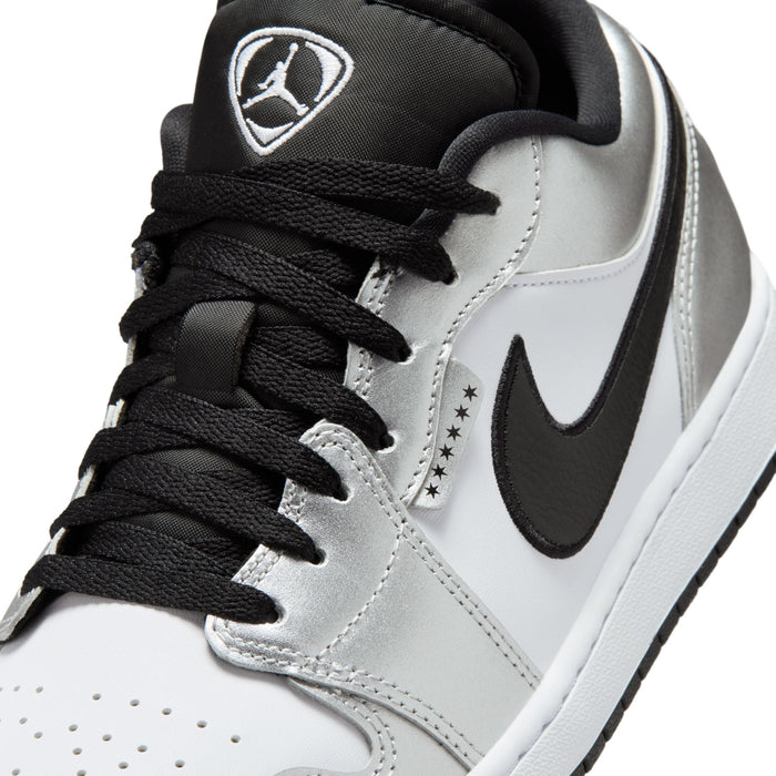 Air Jordan 1 Low SE (White/Black/White)