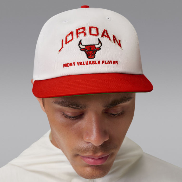 Air Jordan Pro Hat (WHITE/UNIVERSITY RED/UNIVERSITY RED)
