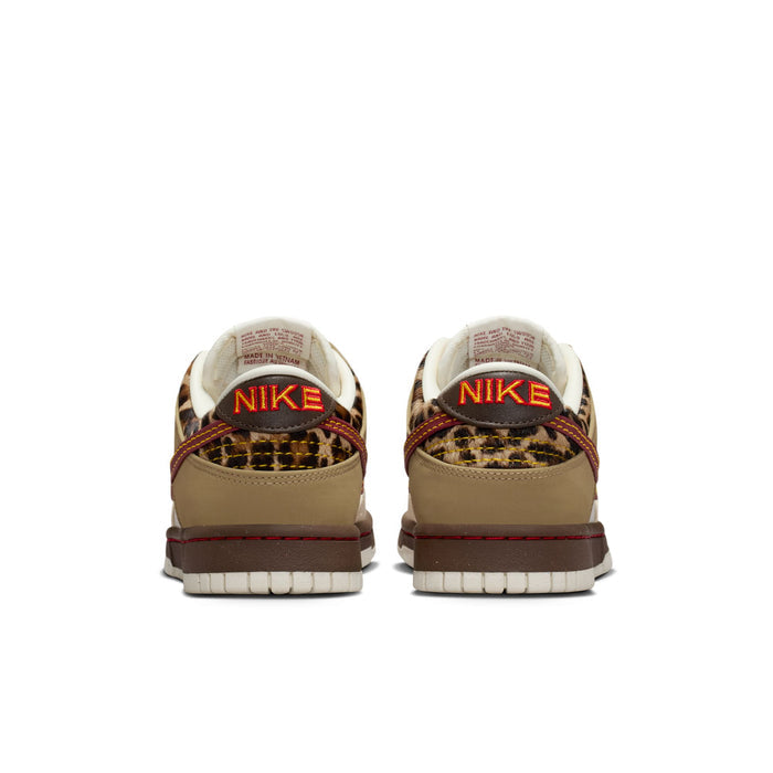 WMNS Nike Dunk Low (Khaki/Team Red/Baroque Brown/Pearl)