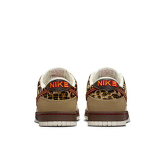 WMNS Nike Dunk Low (Khaki/Team Red/Baroque Brown/Pearl)