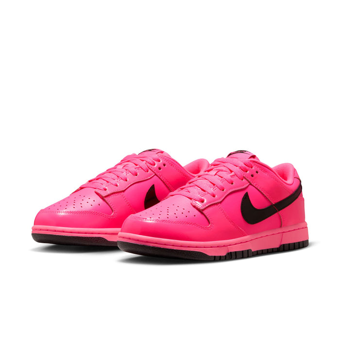 WMNS Nike Dunk Low (Pink Blast/Black/Pink Blast)
